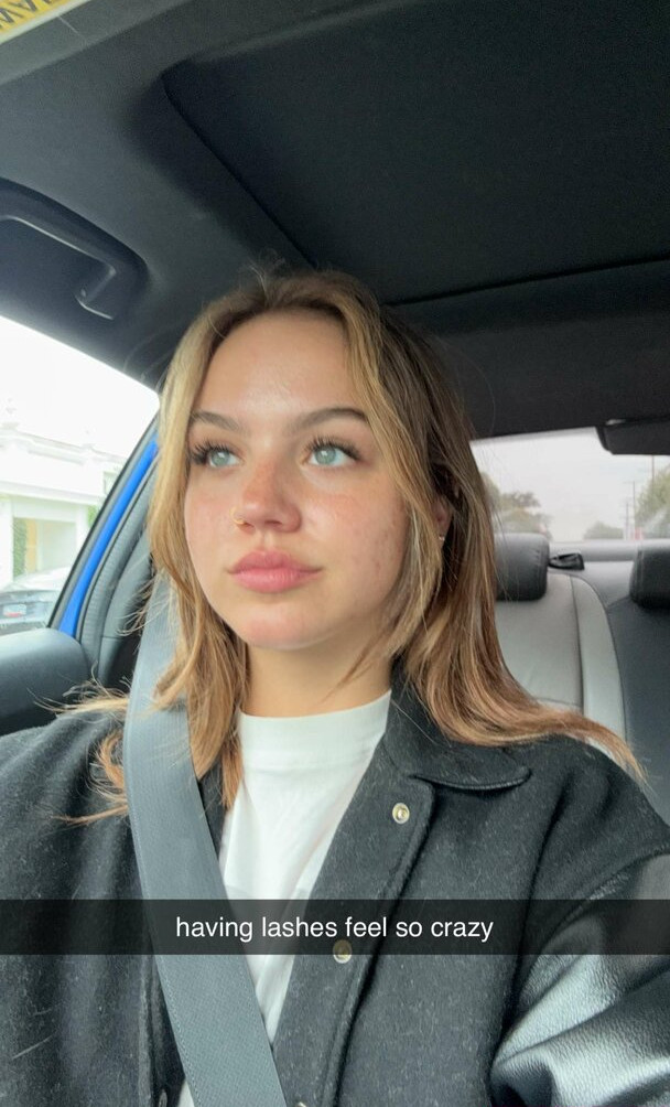 emma-brooks gallery photo #832