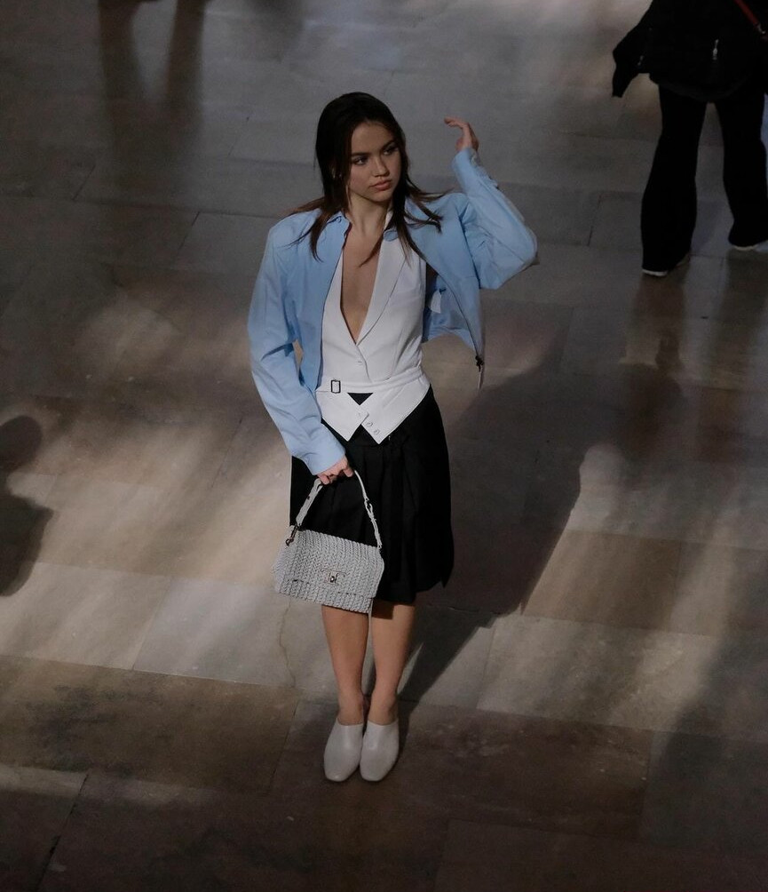 emma-brooks gallery photo #838