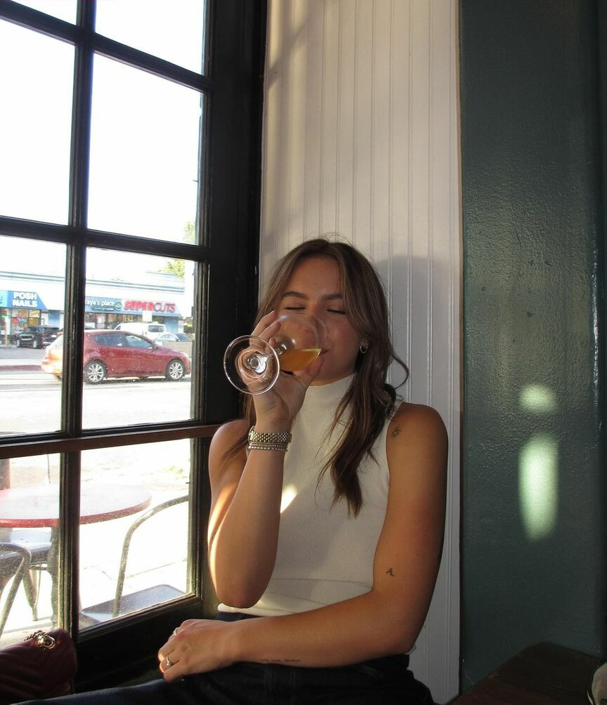 emma-brooks gallery photo #845