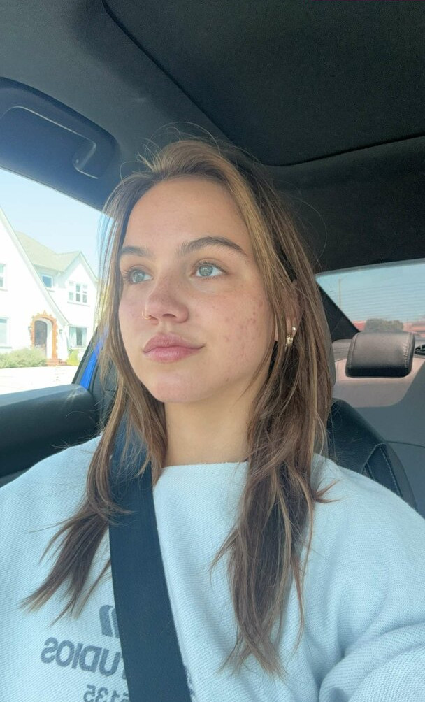 emma-brooks gallery photo #860