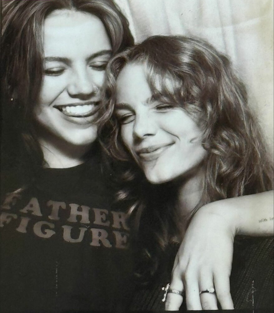 emma-brooks gallery photo #864