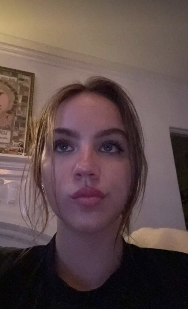 emma-brooks gallery photo #868