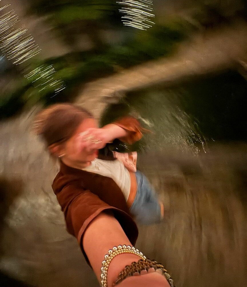 emma-brooks gallery photo #873