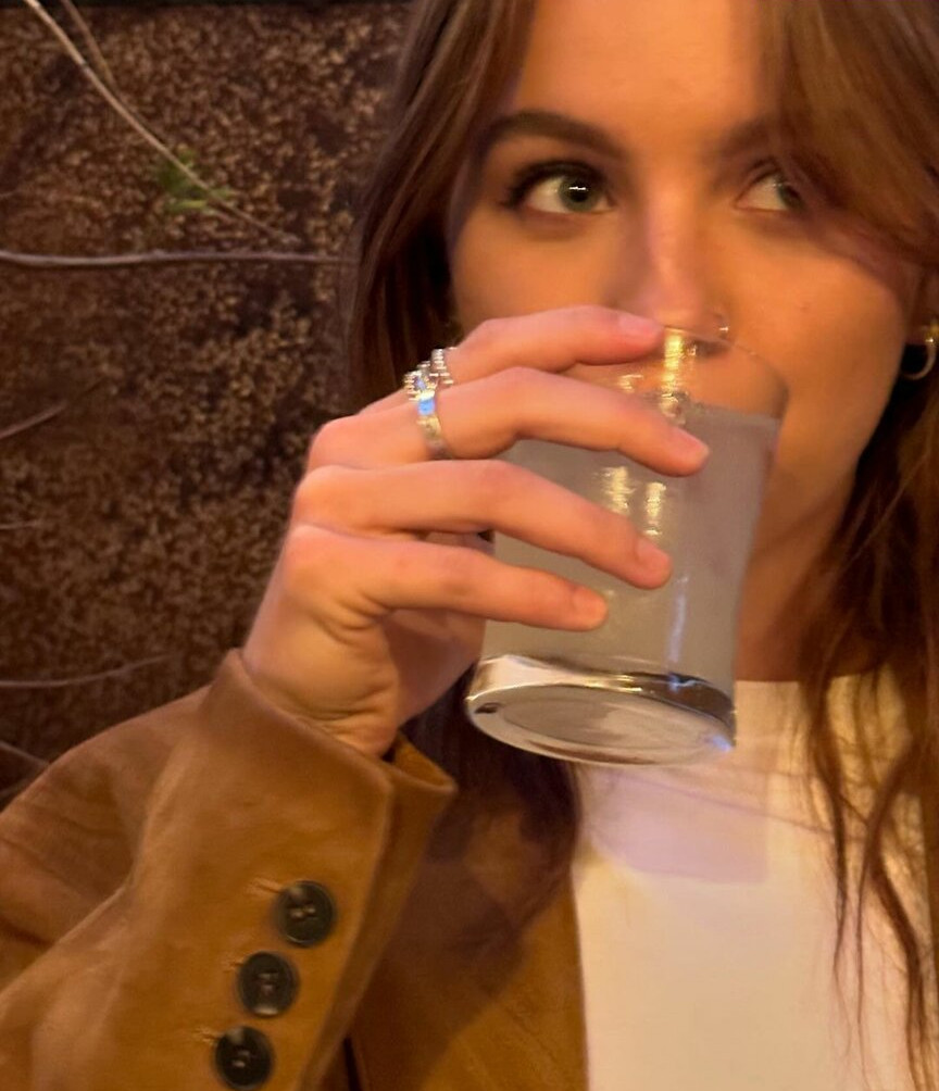 emma-brooks gallery photo #874