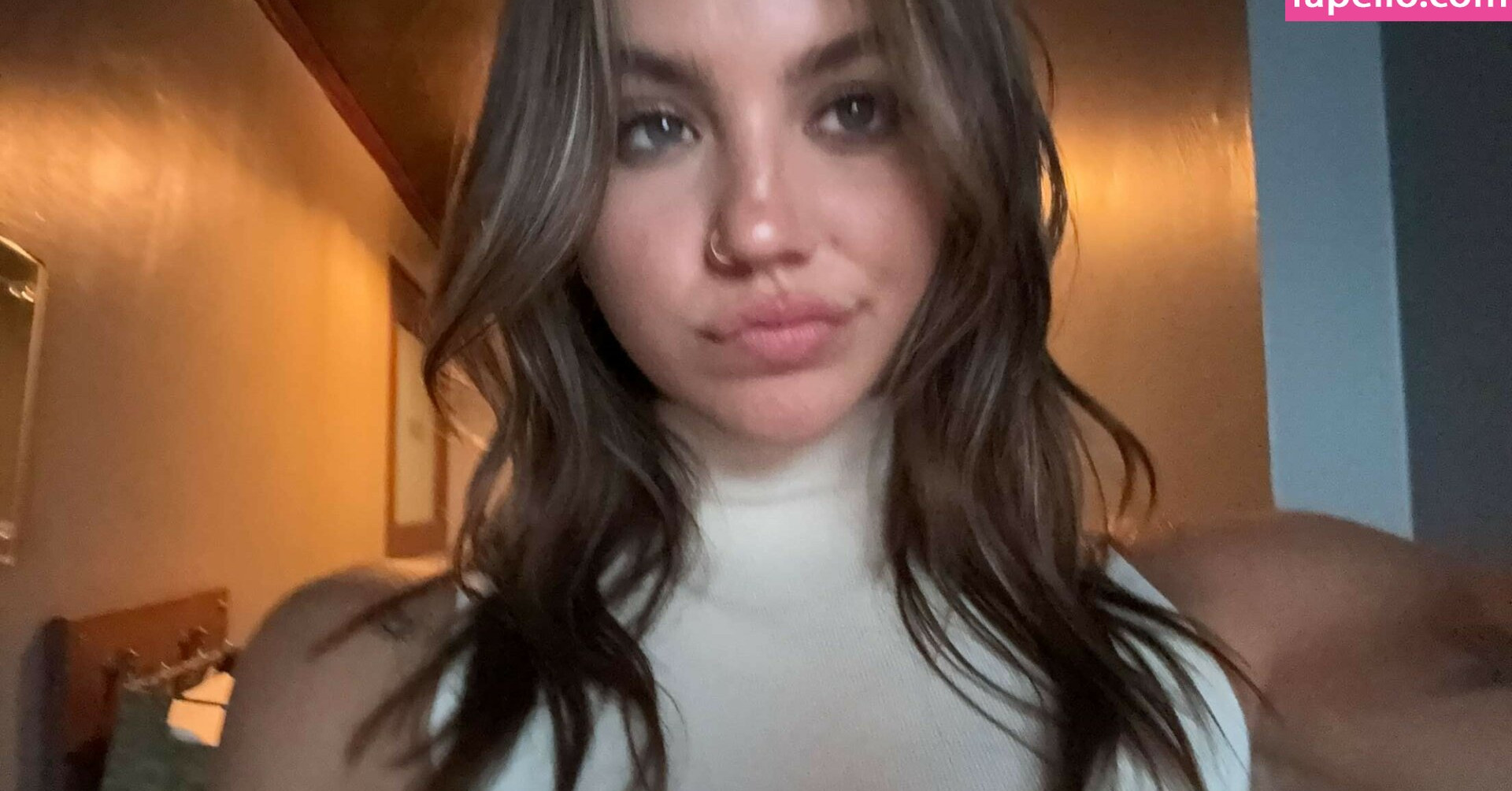 emma-brooks gallery photo #887