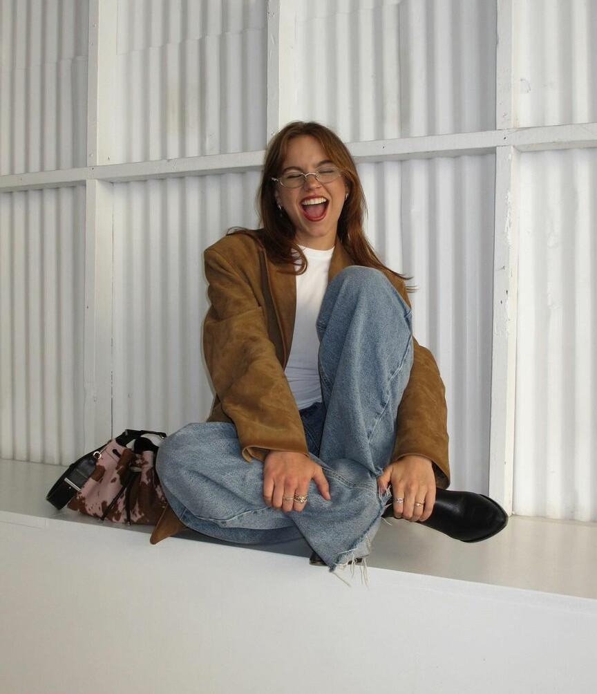 emma-brooks gallery photo #898