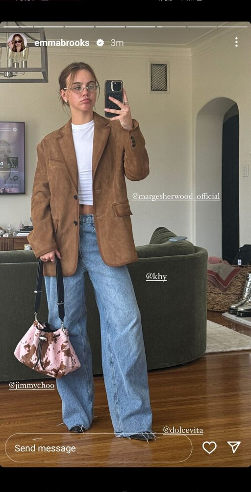 emma-brooks gallery photo #901