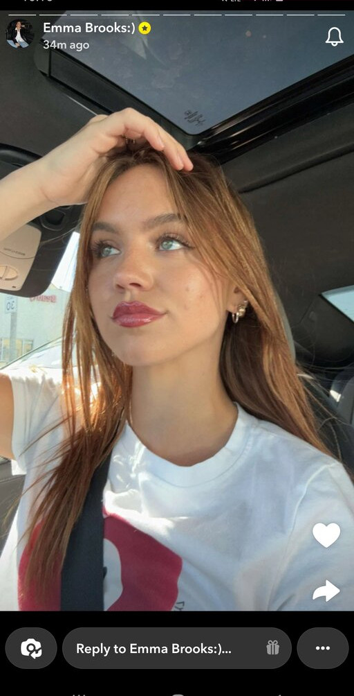 emma-brooks gallery photo #913