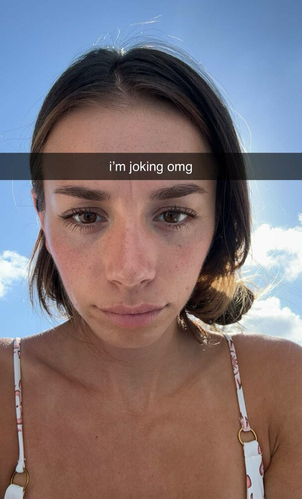 emma-brooks gallery photo #926