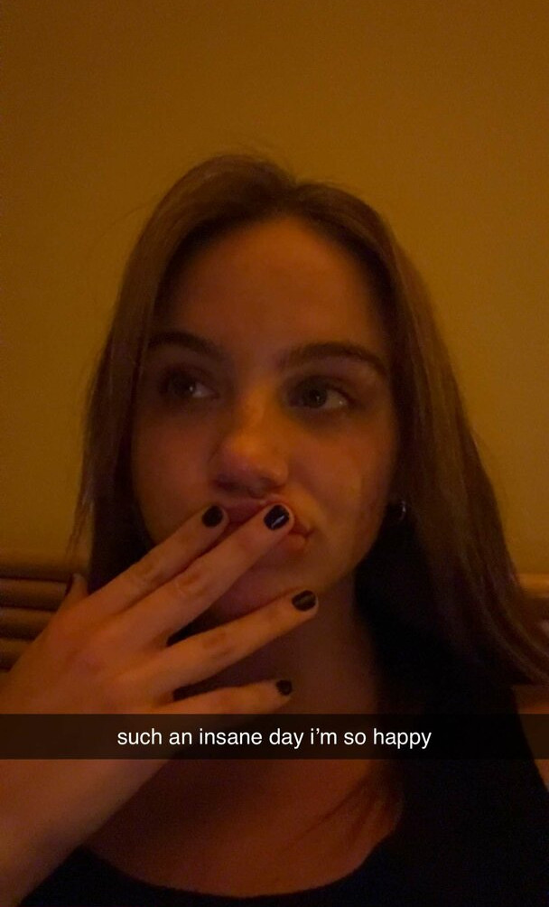 emma-brooks gallery photo #961