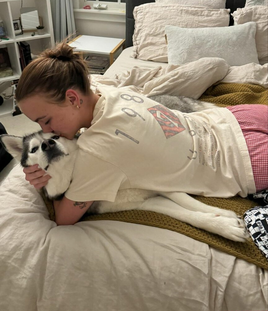 emma-brooks gallery photo #969