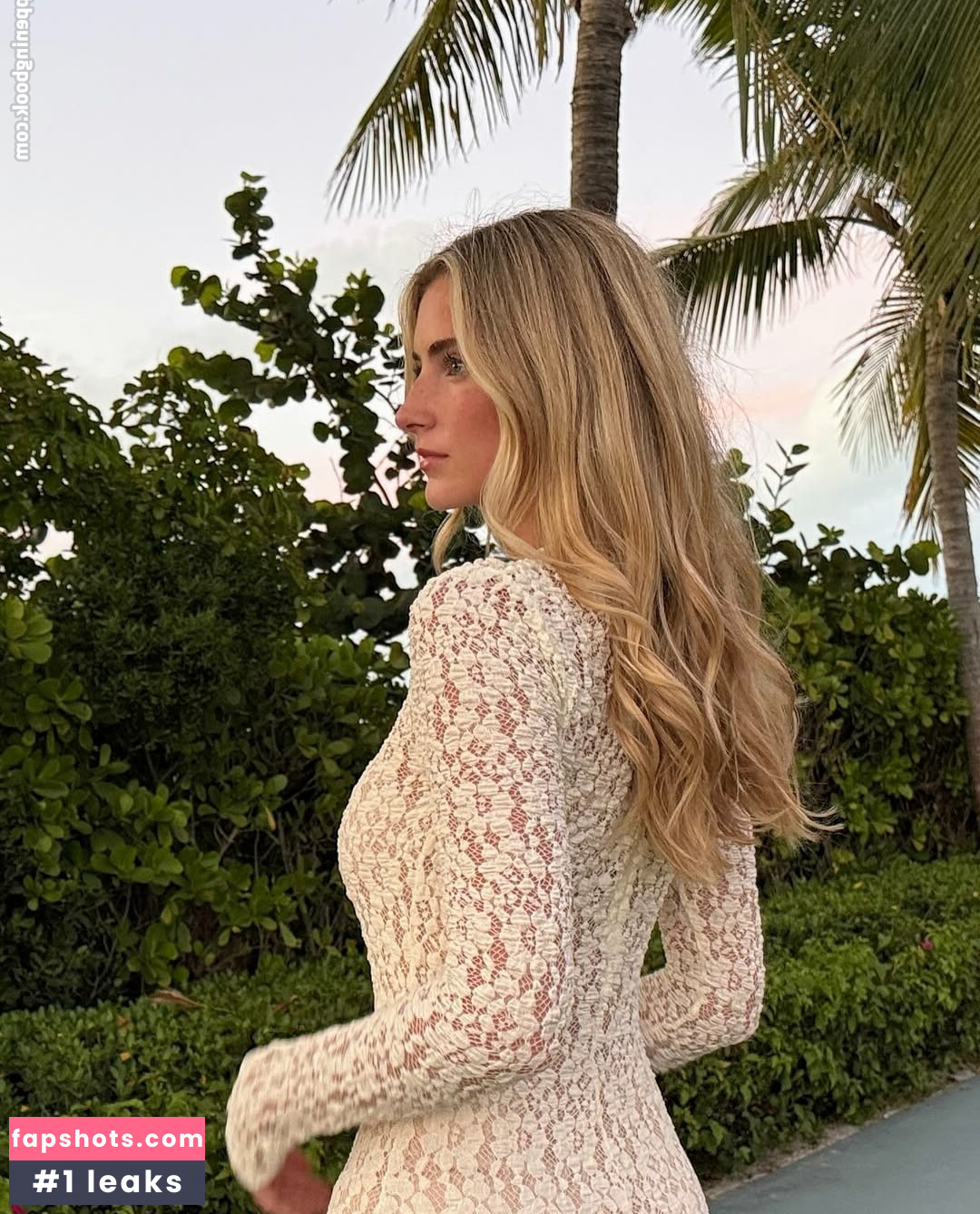 Emma Burnze gallery photo #9