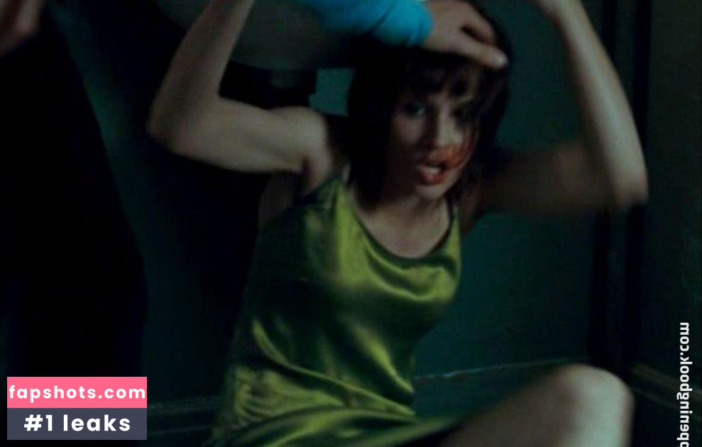 Emma Catherwood gallery photo #3