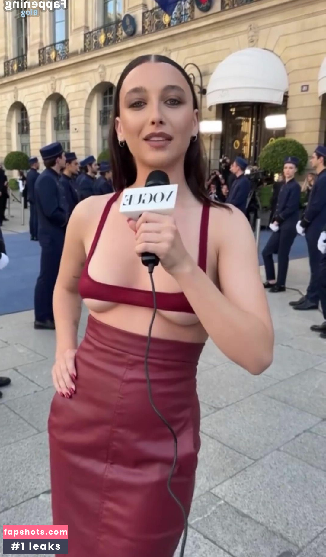 Emma Chamberlain gallery photo #116