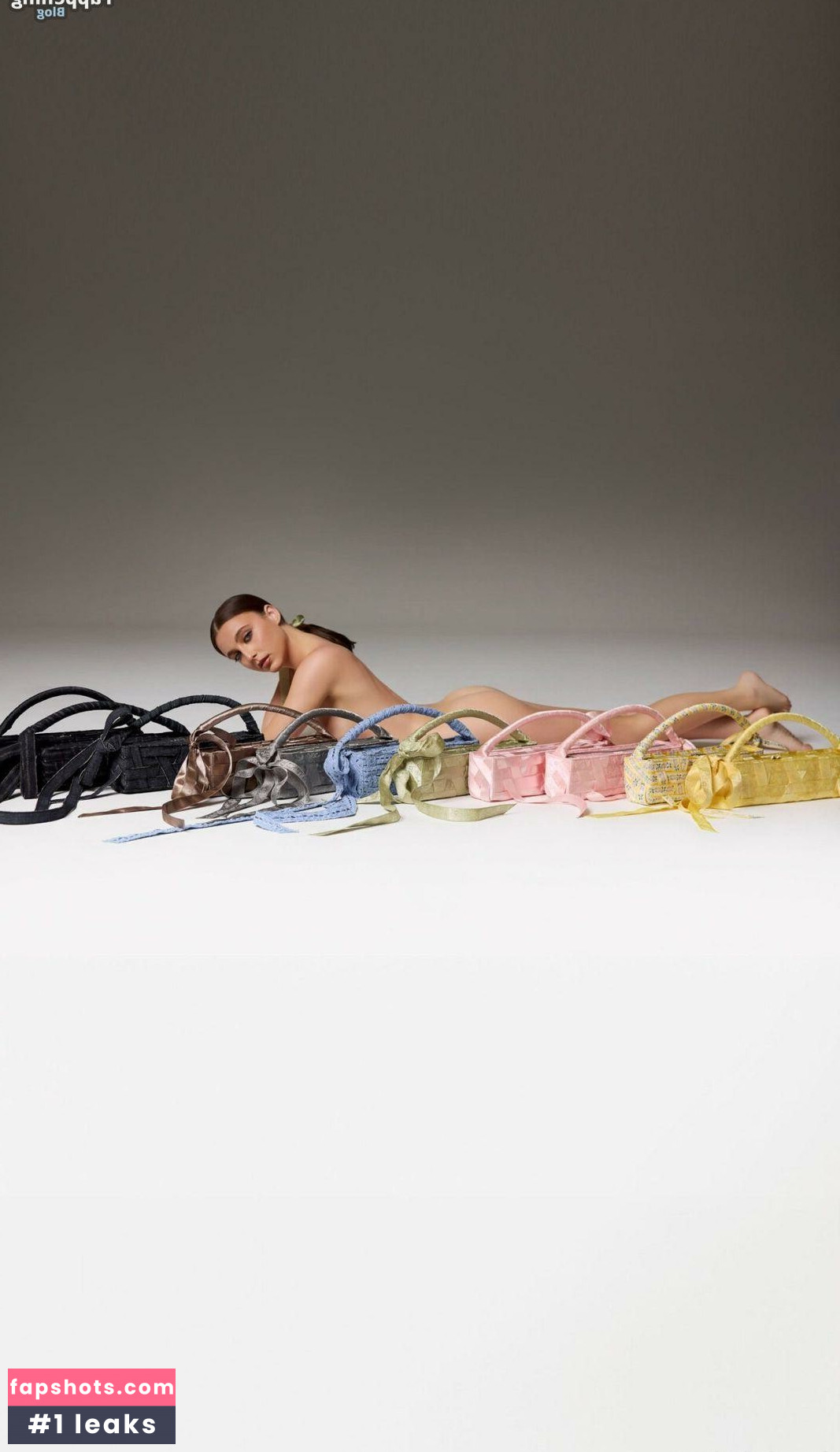 Emma Chamberlain gallery photo #53