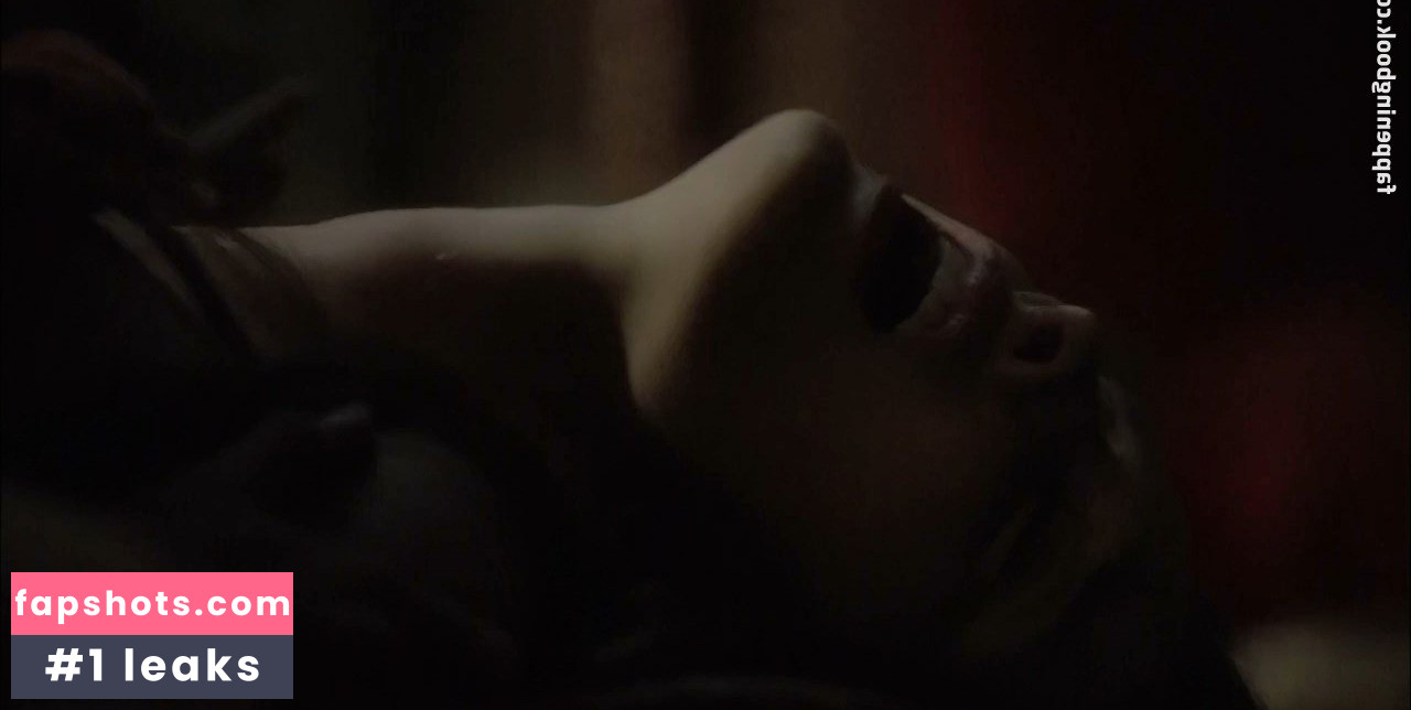 Emma Dumont Filtración Desnuda OnlyFans Foto #59 - Fapshots