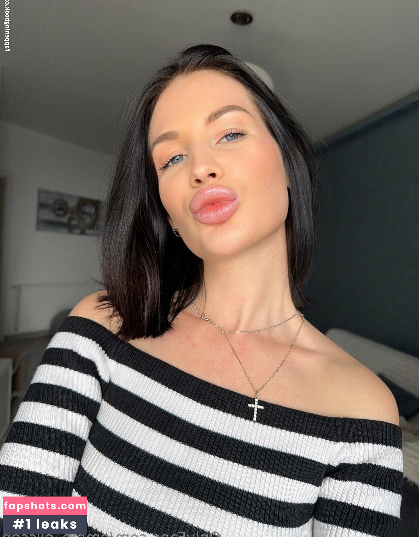 emma_elisson gallery photo #9