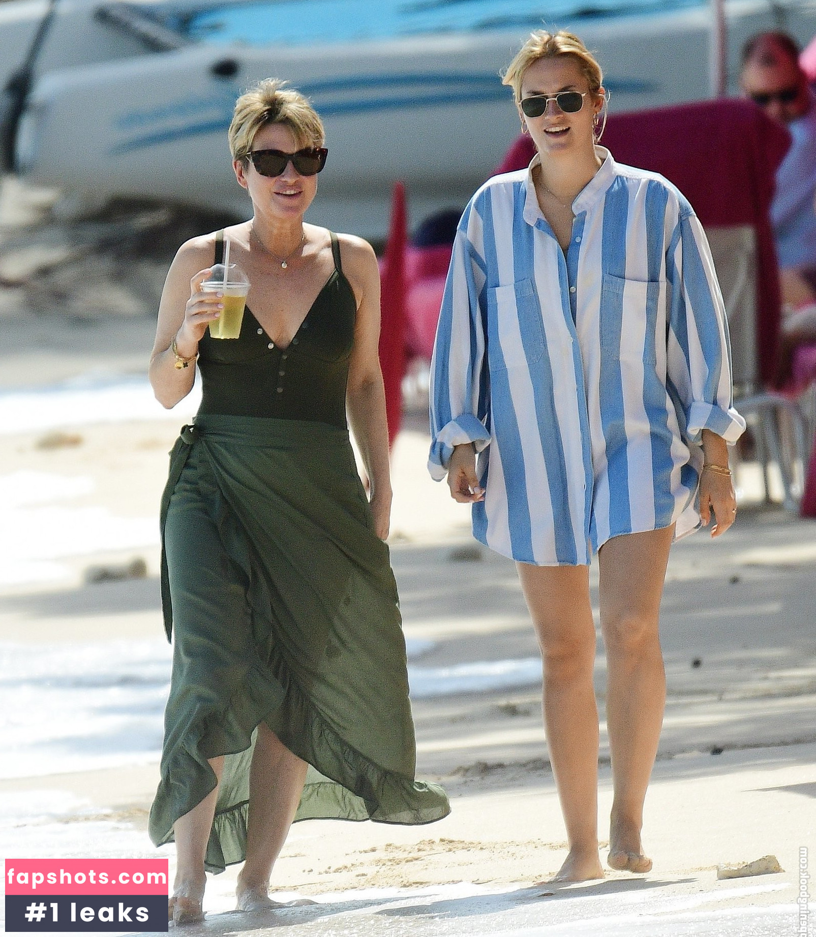 Emma Forbes gallery photo #38