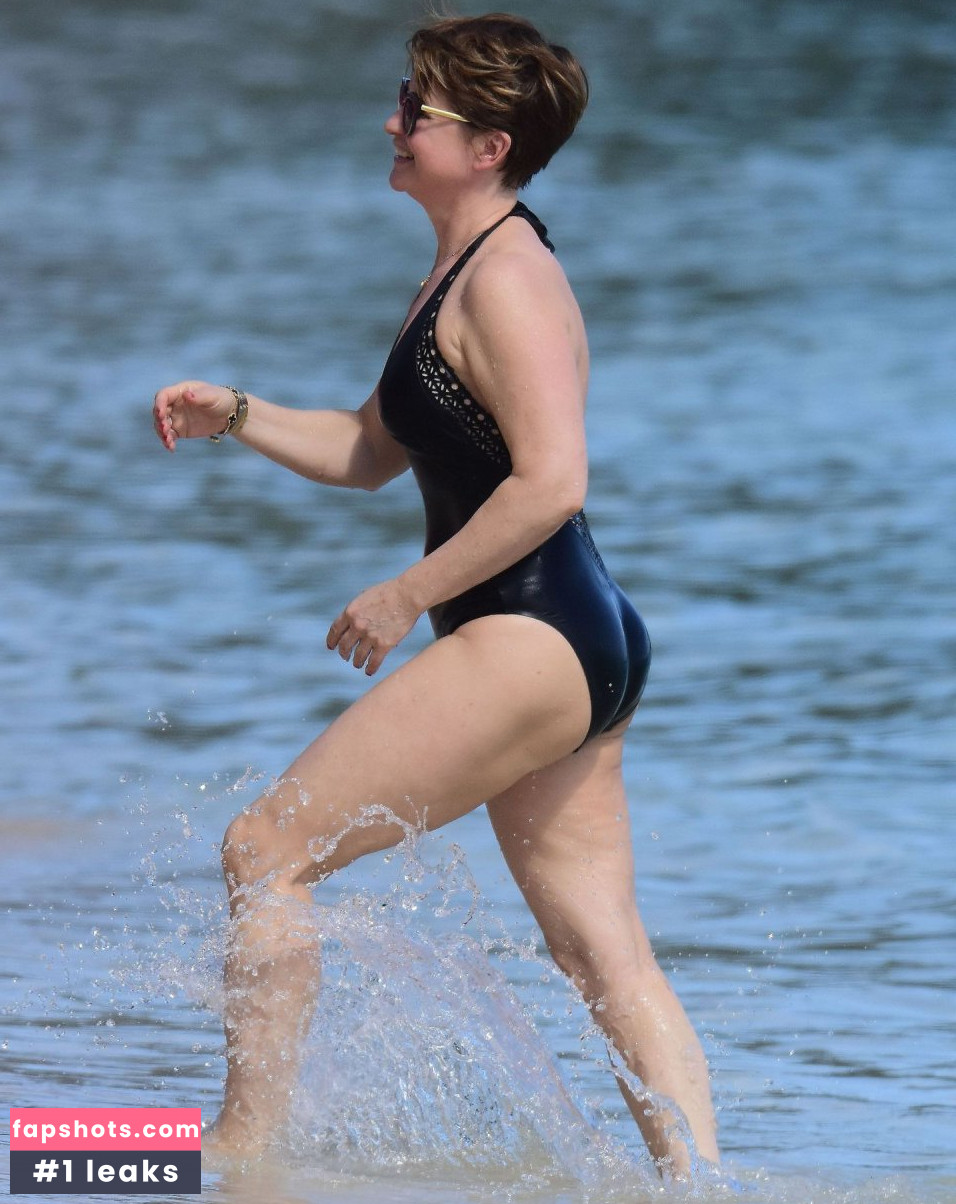 Emma Forbes gallery photo #48