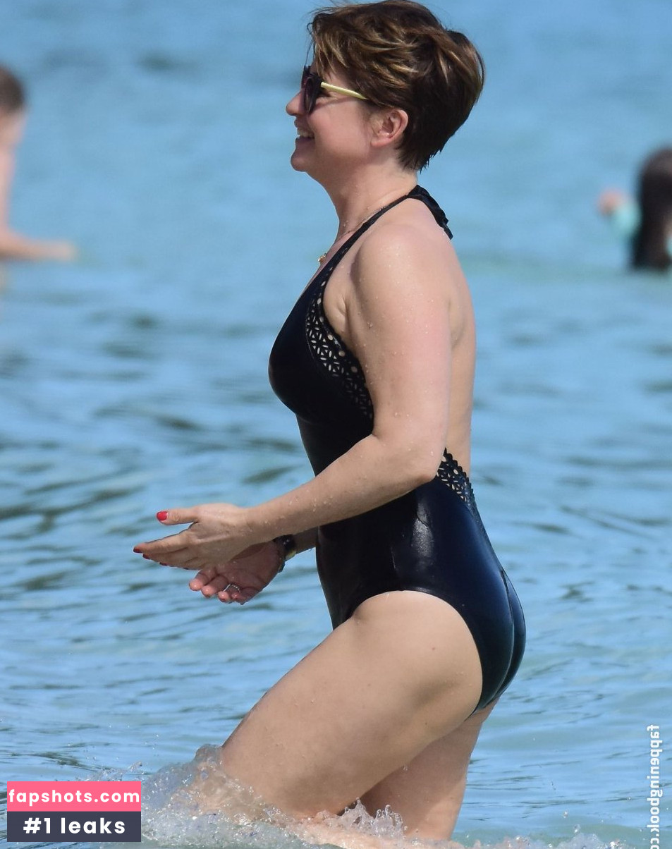 Emma Forbes gallery photo #50