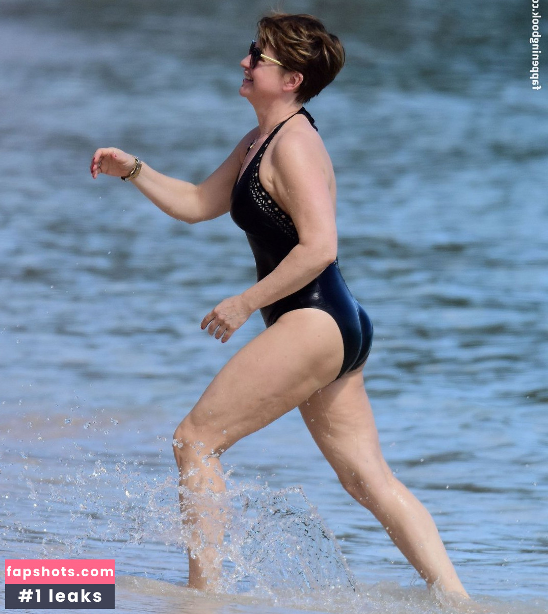 Emma Forbes gallery photo #52