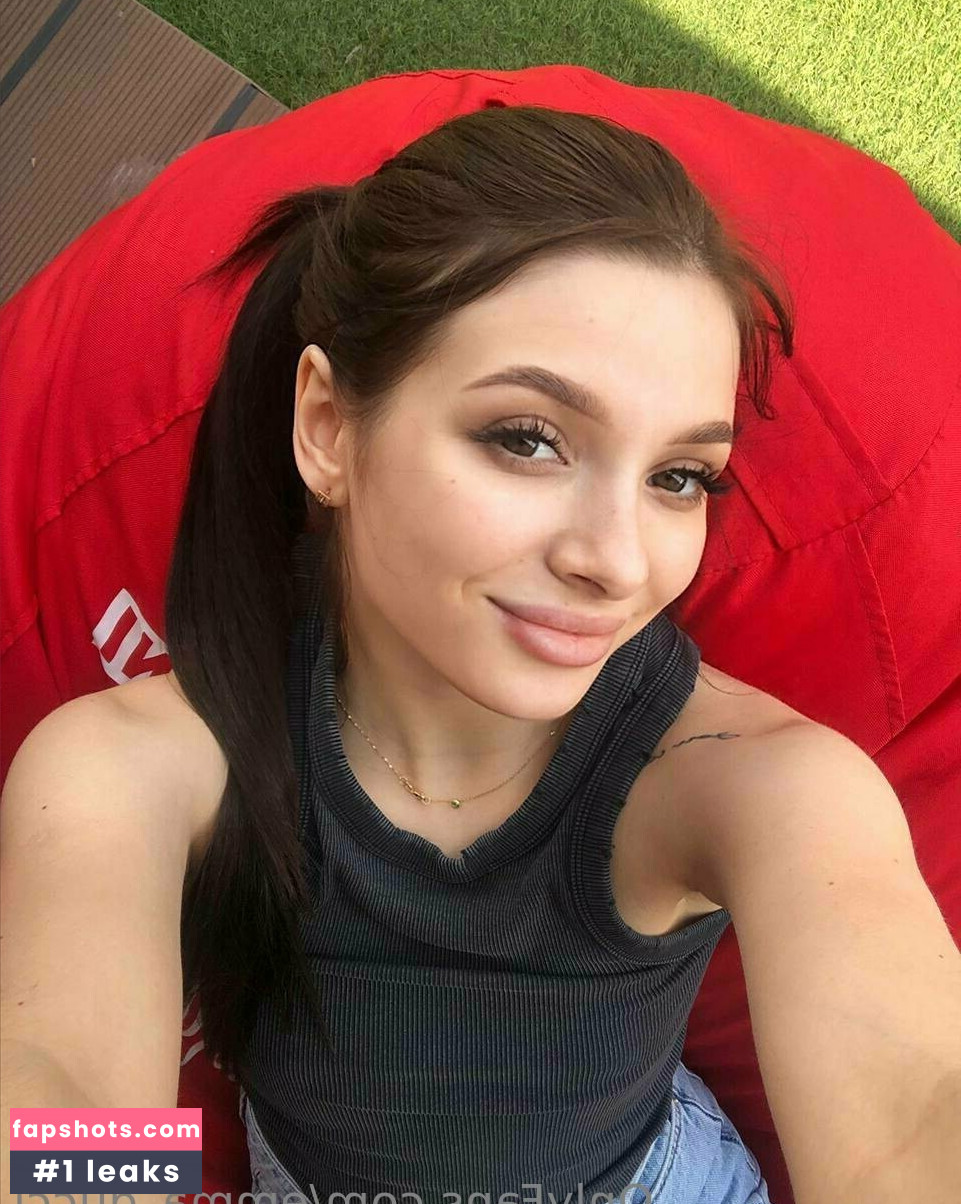 emma_gucci gallery photo #16