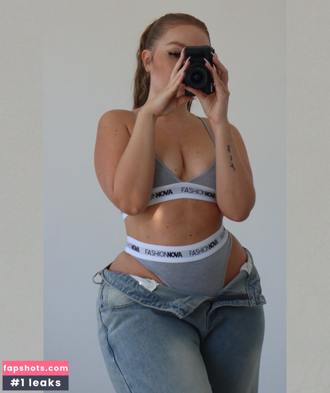 Emma Haggstrom gallery photo #4