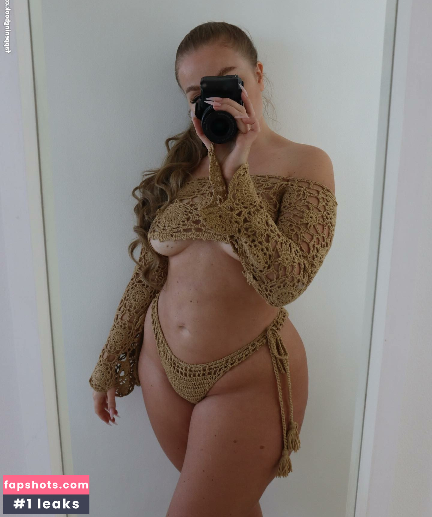 Emma Haggstrom gallery photo #60