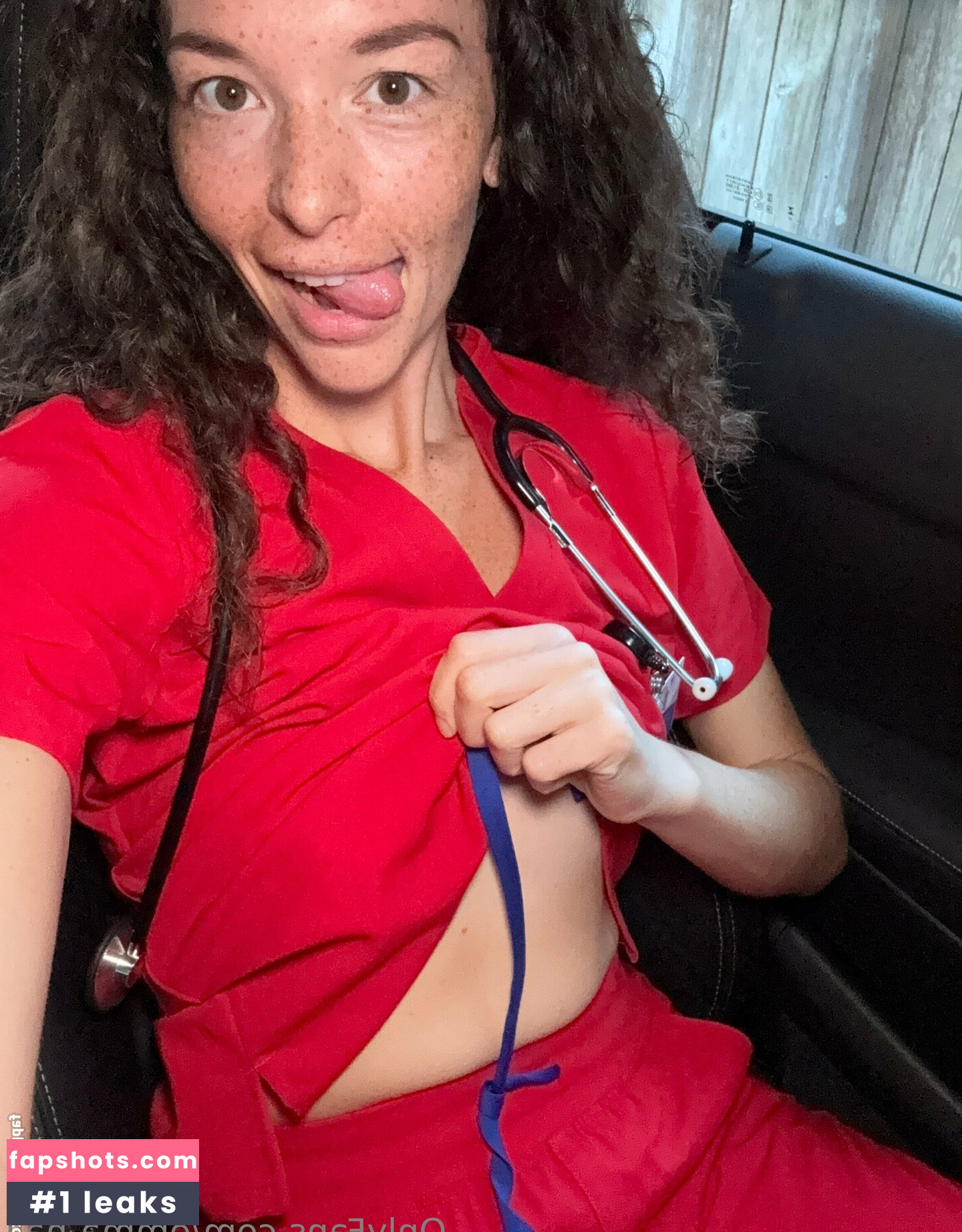 emma-hall gallery photo #7