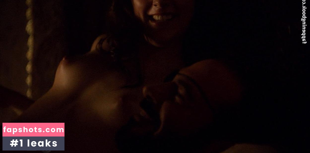 Emma Hamilton gallery photo #8