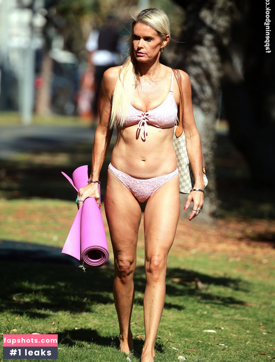 Emma Harrison gallery photo #20