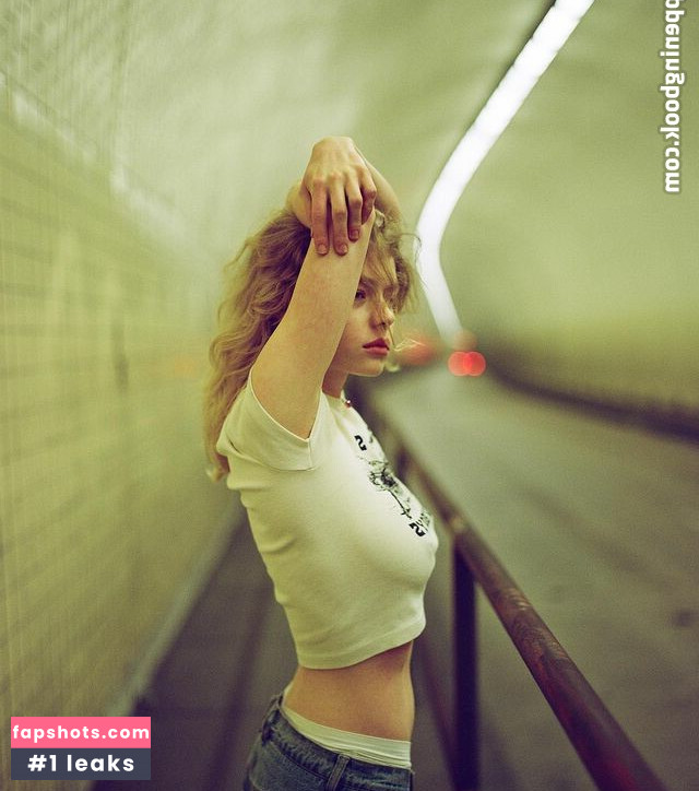 Emma Heedles gallery photo #13