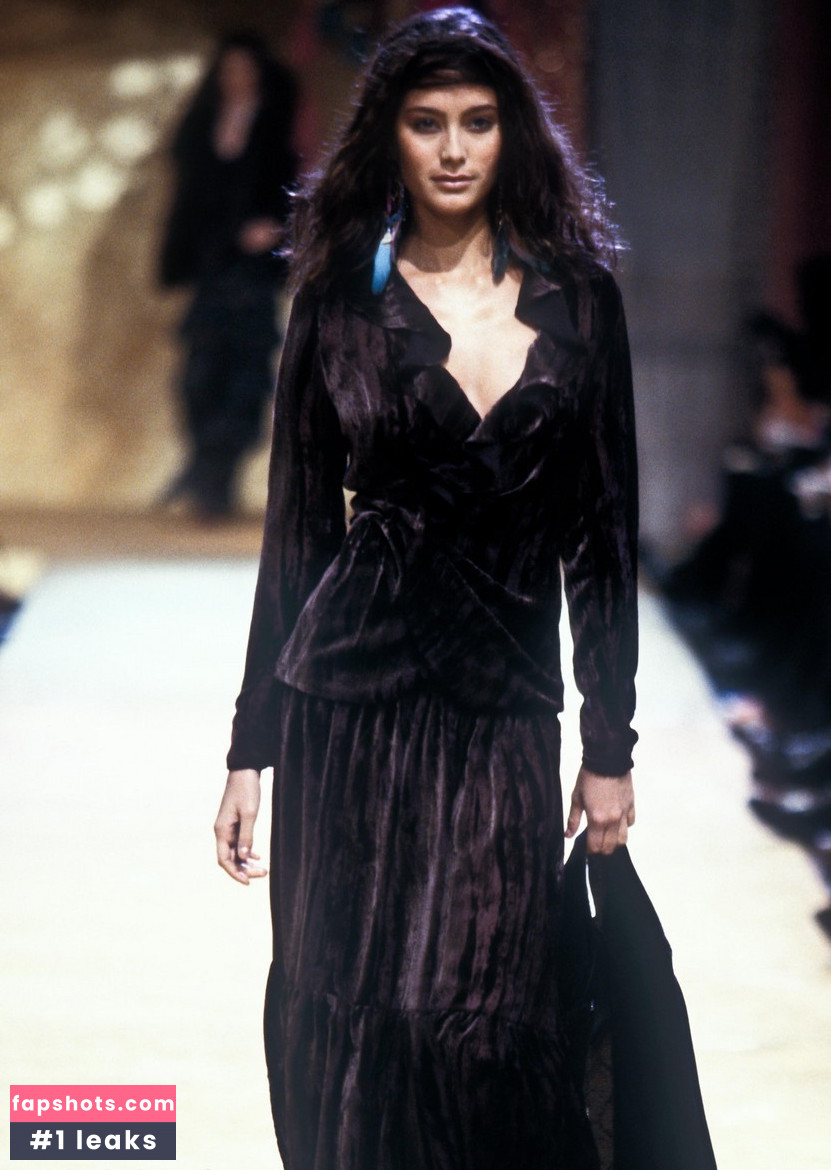 Emma Heming gallery photo #6