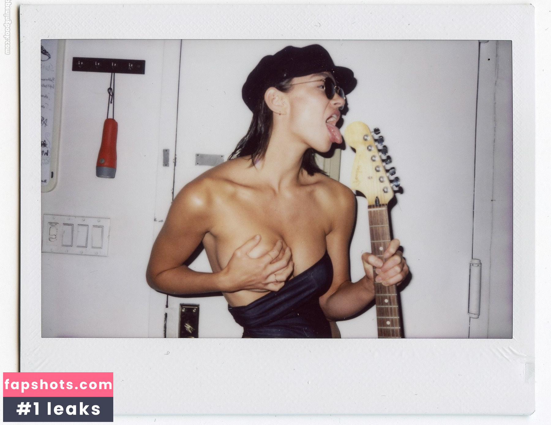 Emma Holley gallery photo #12