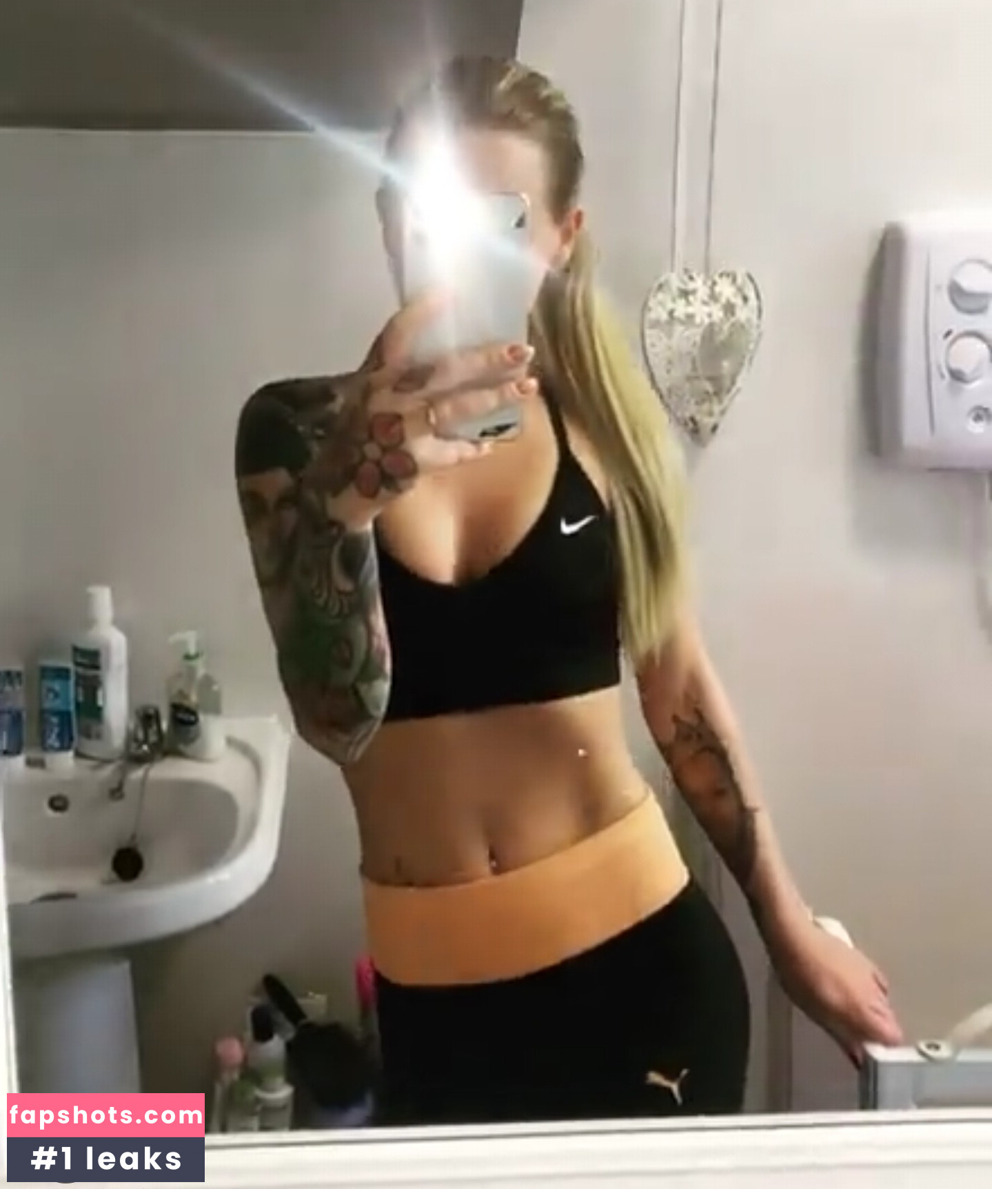 Emma Jane Donald gallery photo #31