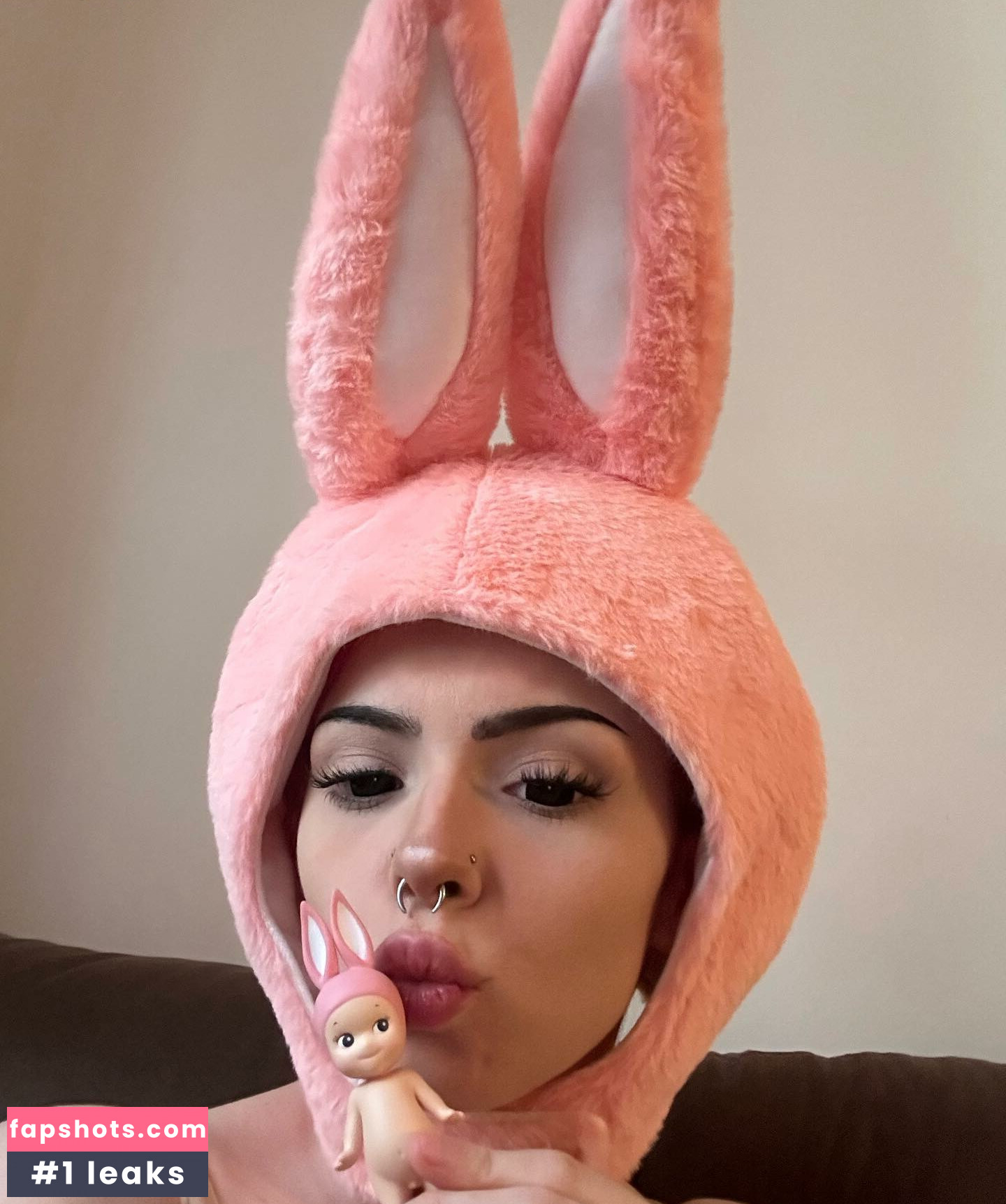 Emma Langevin gallery photo #118