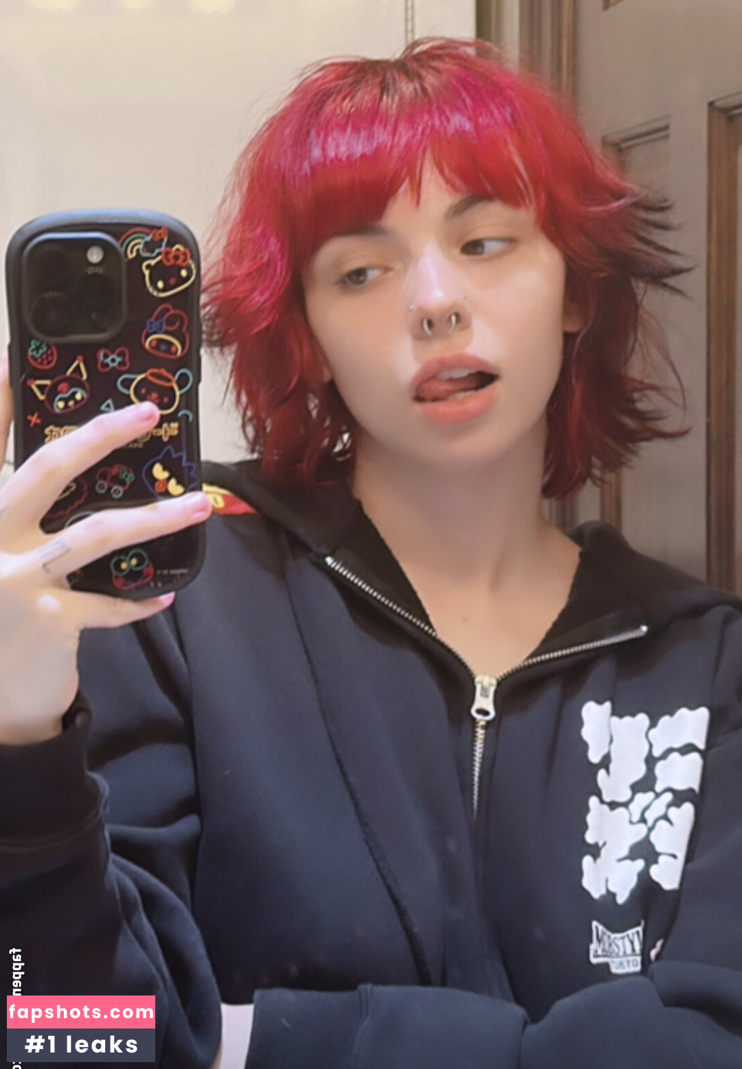 Emma Langevin gallery photo #131