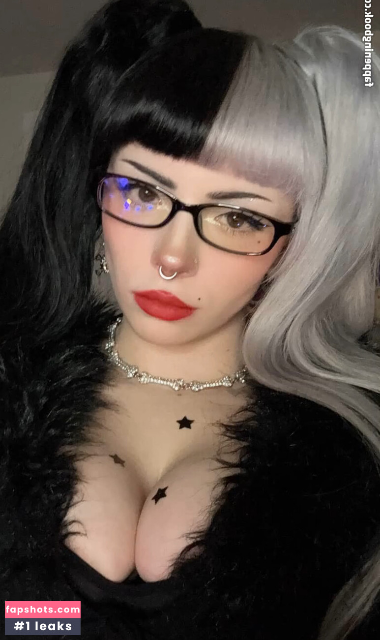 Emma Langevin gallery photo #15