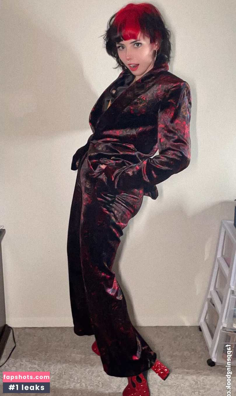 Emma Langevin gallery photo #143