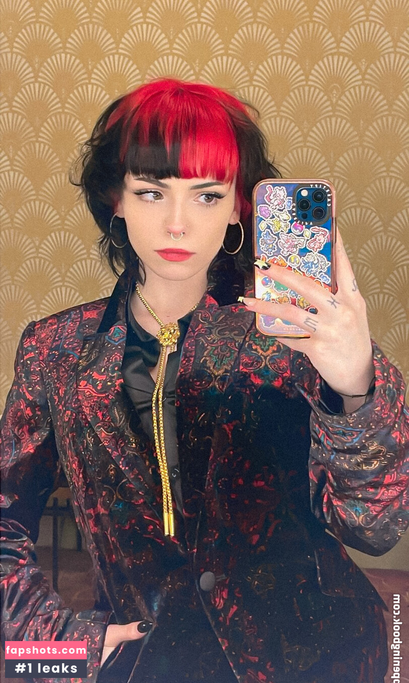 Emma Langevin gallery photo #144