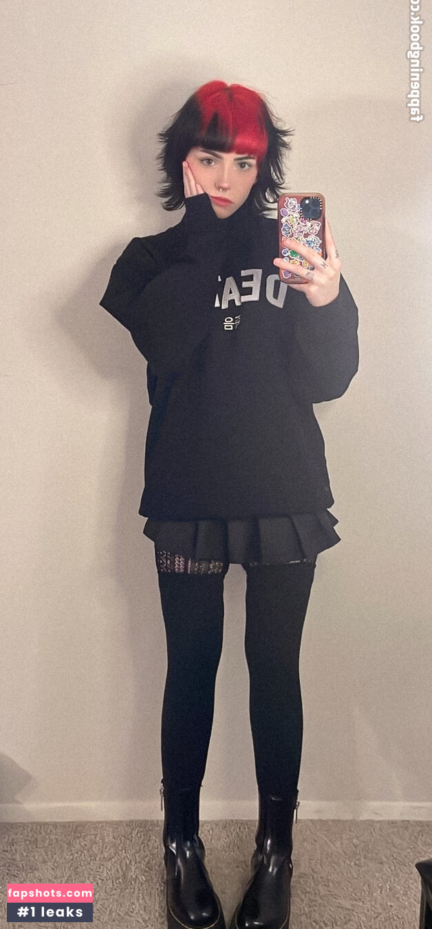 Emma Langevin gallery photo #160