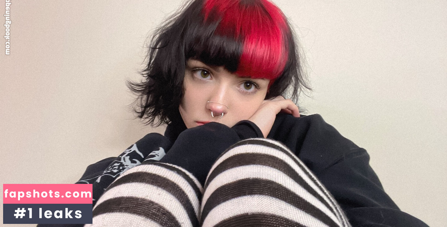 Emma Langevin gallery photo #166