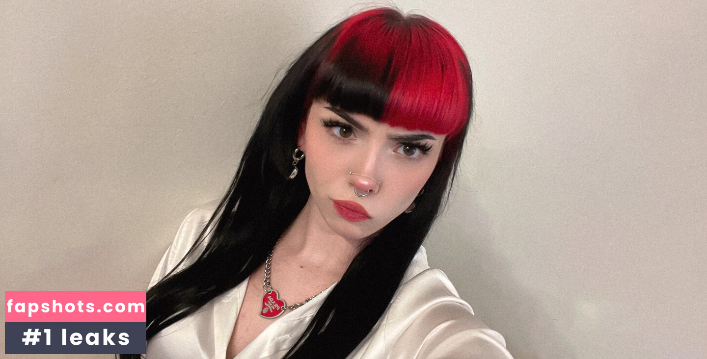 Emma Langevin gallery photo #174