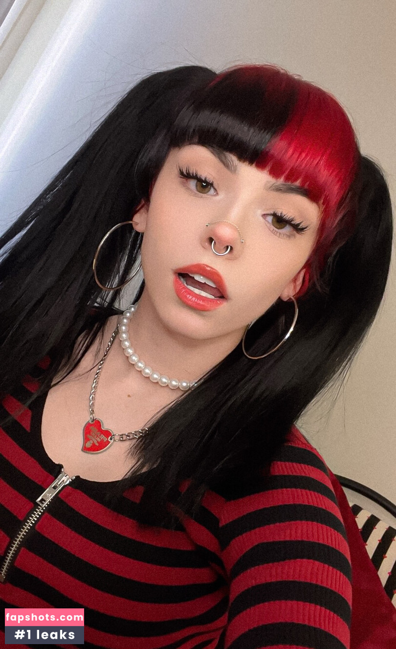 Emma Langevin gallery photo #178