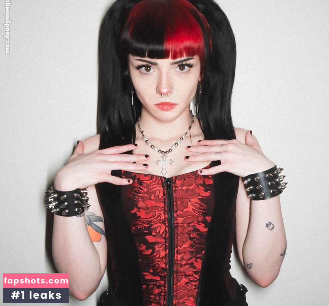 Emma Langevin gallery photo #183