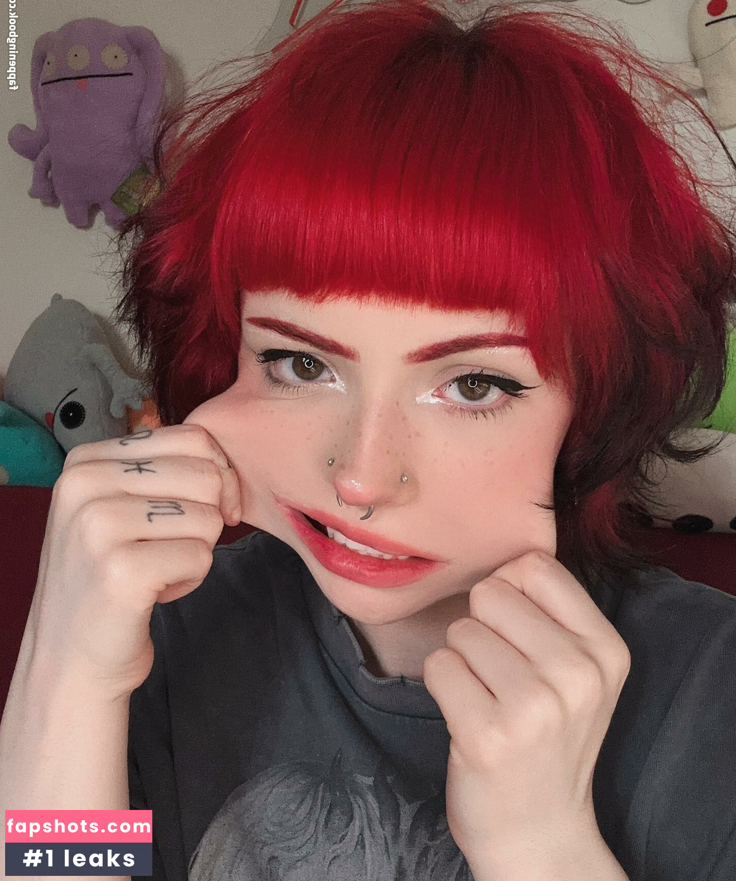 Emma Langevin gallery photo #209