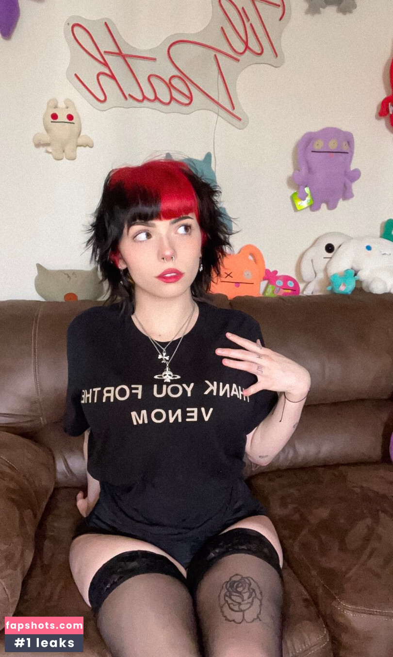 Emma Langevin gallery photo #238