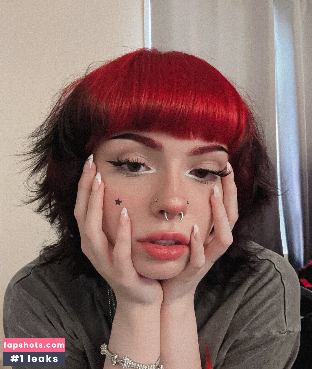 Emma Langevin nude babe gallery