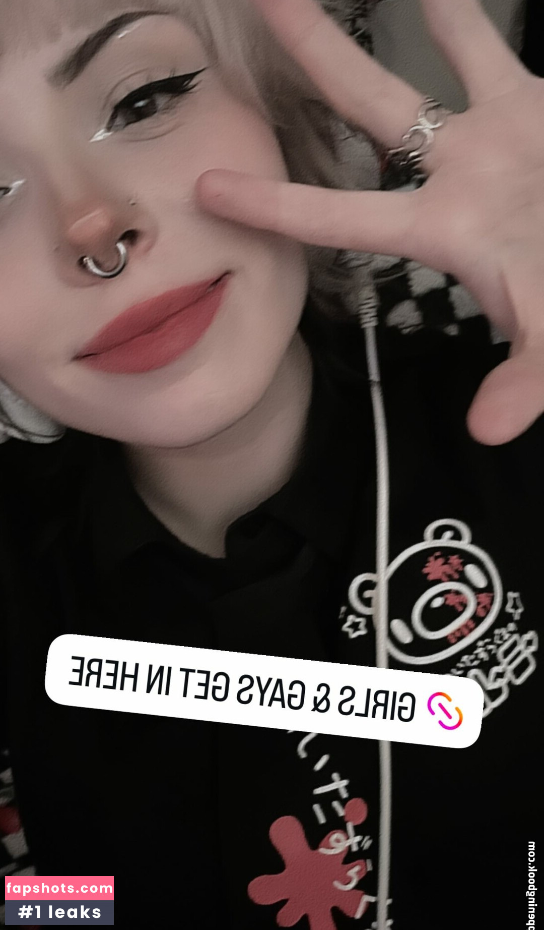 Emma Langevin gallery photo #27