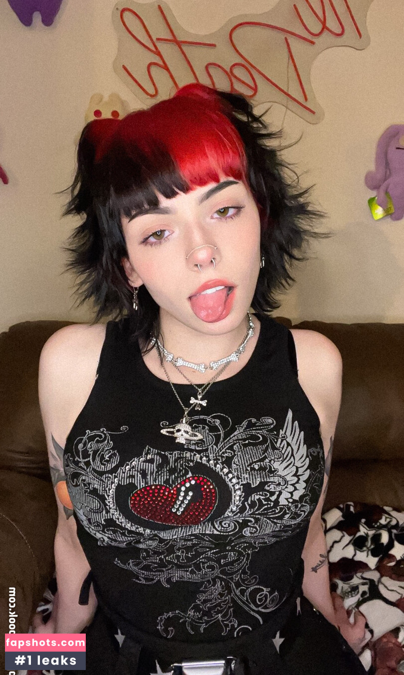 Emma Langevin gallery photo #273